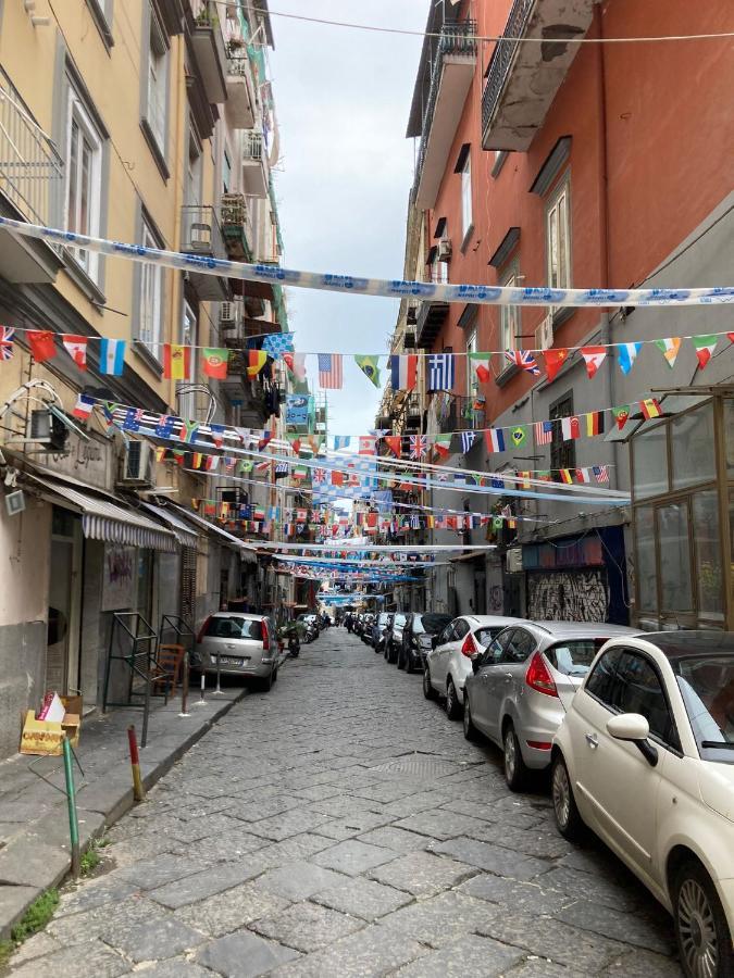 Love And Rose Appartment Napoli Esterno foto